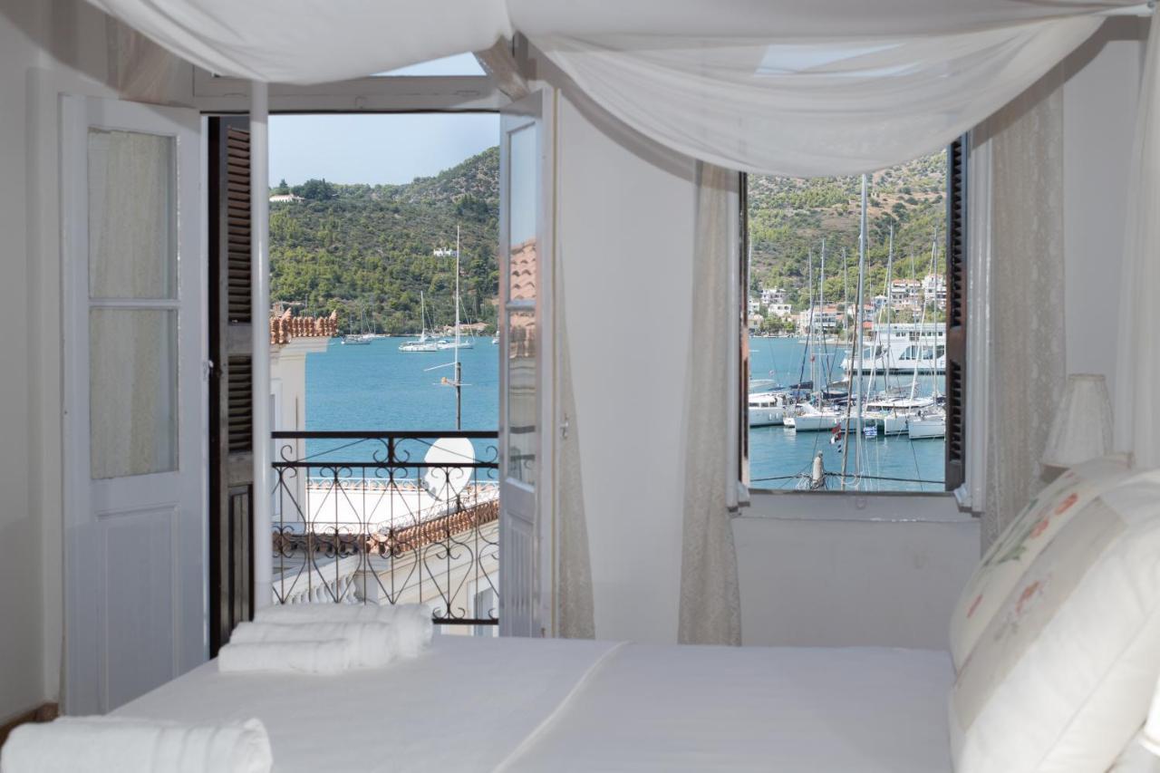 Neoclassical Manor House Poros Town Exterior photo